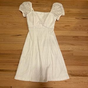 Women’s size 2 Kenzie white lace puff sleeves and square neck dress worn once